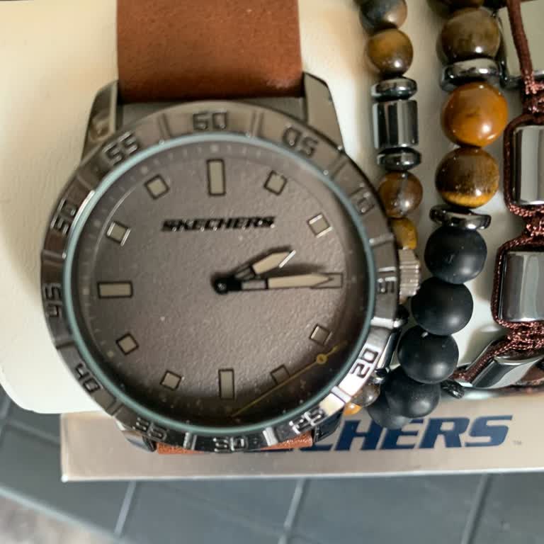 Saat Ve Saat Mağazasından Gelen Arızalı Skechers Saat İçin Hızlı Değişim Talebi