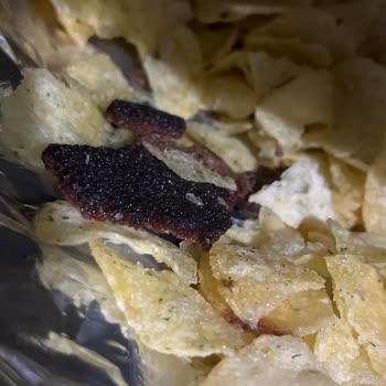 Lays Cipsinde Yanık Kalıntı: Sağlık Ve Hijyen Endişesi