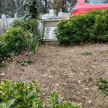 Yeni Mezarlık Yolumuzu Kapattı, Babamın Mezar Taşı Kırıldı