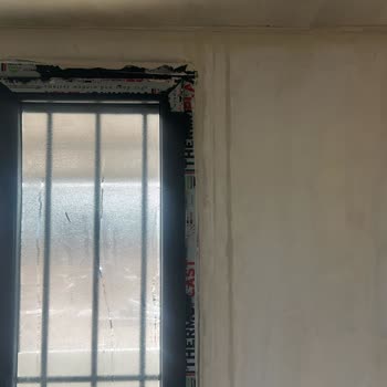 Baraxe Konteyner Yağmur Yağdı Tavanlar Su Akıtıyor Alçıpanlar Zarar Gördü