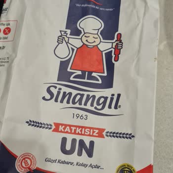 Un İçindeki Metal Parça Gıda Güvenliğini Tehdit Ediyor