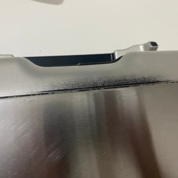 Az Kullanılan Tost Makinesinde Boya Soyulması Ve Paslanma, Sağlık Riski Ve Satıcı İlgisizliği