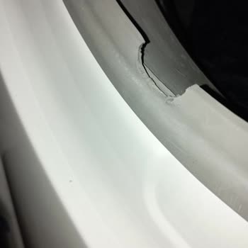 Kapağın Lastik Parçası Koparak Su Sızıntısı Yaratması Ve Garanti Kapsamında Ücretsiz Değişim Talebi