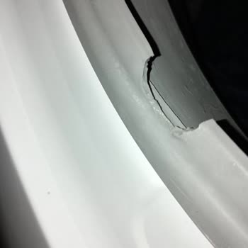 Kapağın Lastik Parçası Koparak Su Sızıntısı Yaratması Ve Garanti Kapsamında Ücretsiz Değişim Talebi