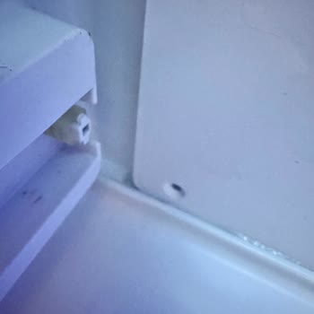 Arçelik Buzdolabında Sebzelik Suyunun Akması Normal Sayılıyor Ve Ciddiyetle Ele Alınmalı