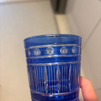 Makinede Yıkanabilir Dediği Bardaklar Hızla Soyuldu Ve Şirket Yanıtsız Kaldı