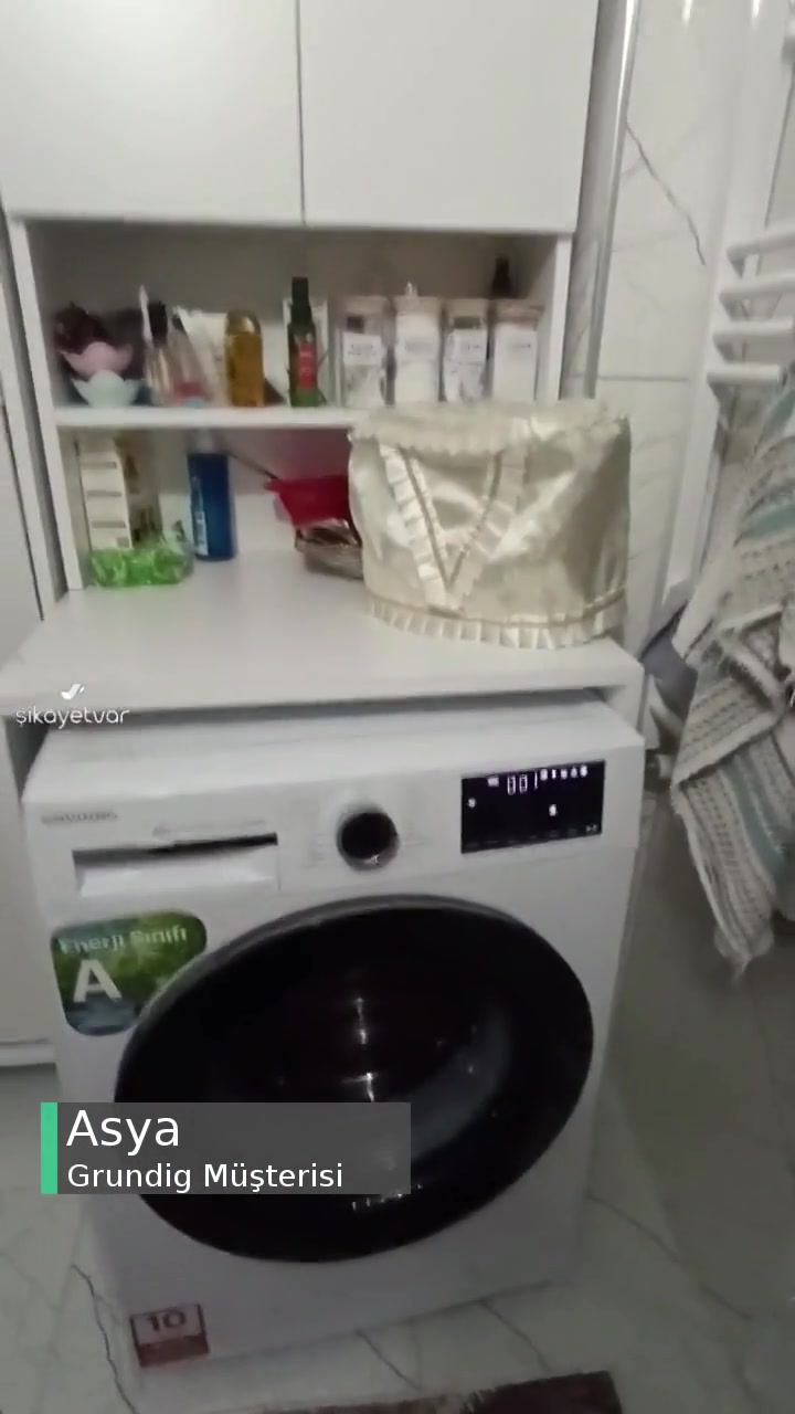 Pişmanlık Resmen Grundig Çamaşır Makinesi videonun kapak resmi