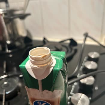 Laktozsuz Latte İçinde Böcek Bulundu