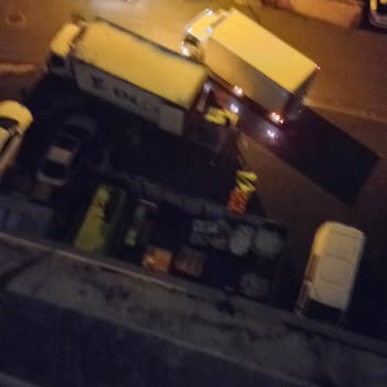 İstanbul Tuzla Aydınlı’daki Marketin Sabah Erken Mal İndirme Gürültüsü Uykuya Müdahale