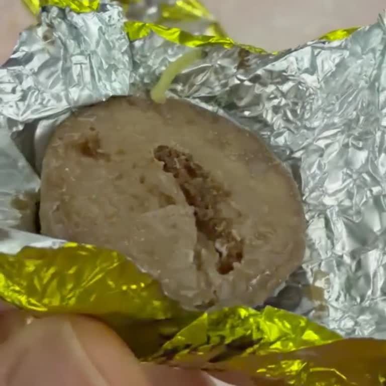 Kapalı Ambalajlı Çikolatadan Canlı Hayvan Çıktı: Gıda Güvenliği Skandalı