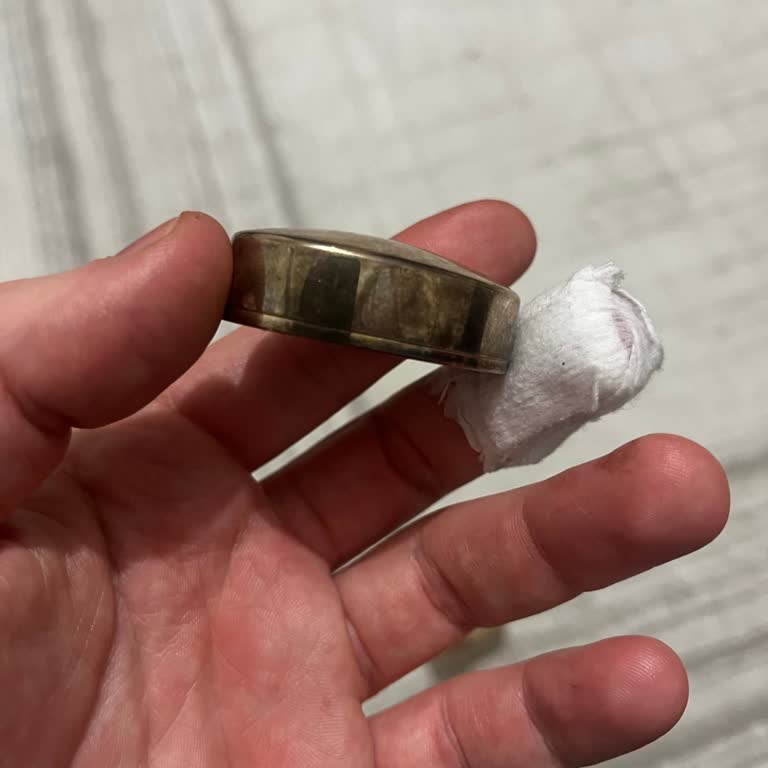 Chloe Parfüm Kapağındaki Kararma Sorunu Ve Değişim Talebi