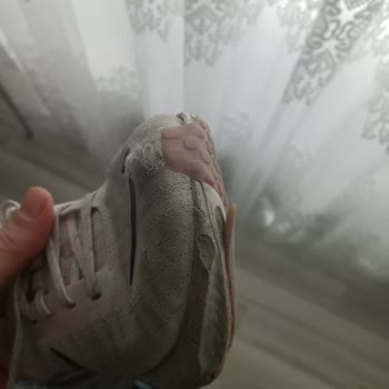 Nike Zoom Çocuk Ayakkabısında Deformasyon Ve Outlet Mağazasında İade Reddi