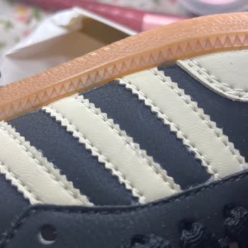 Kalitesiz Adidas Ayakkabı Ve Cevapsız Destek Hattı Nedeniyle İade Talebi