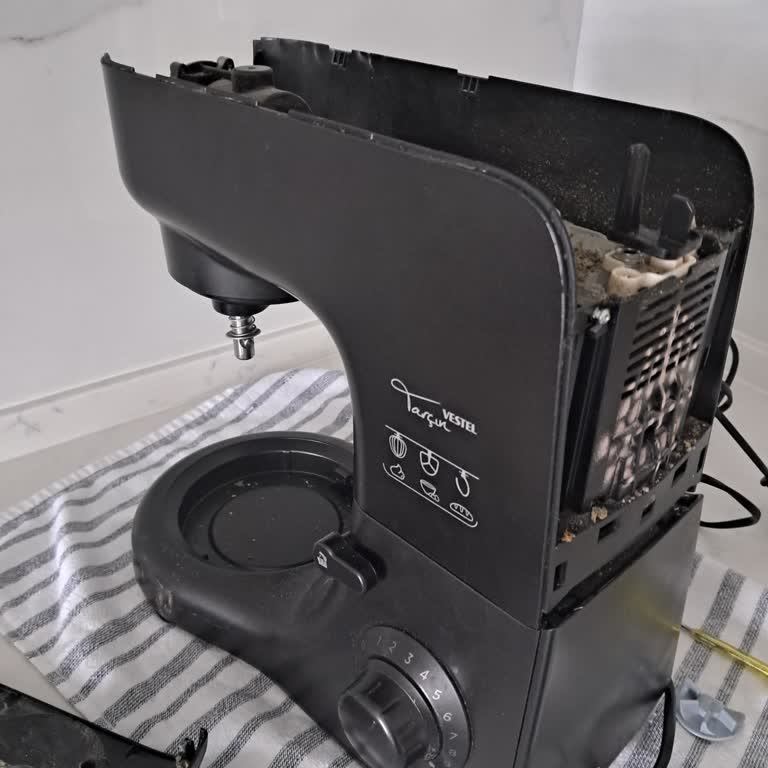 Vestel Stand Mikserin Parçası Olmaması Ve Servisin Çözüm Sunamaması