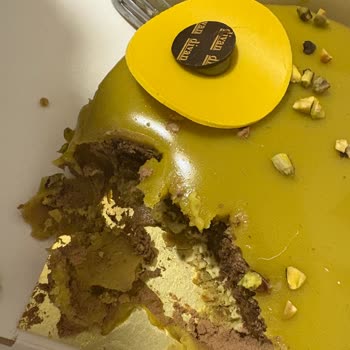 Divan Pastanesi'nden Gelen Noix Pastada Kalite Ve Tazelik Eksikliği