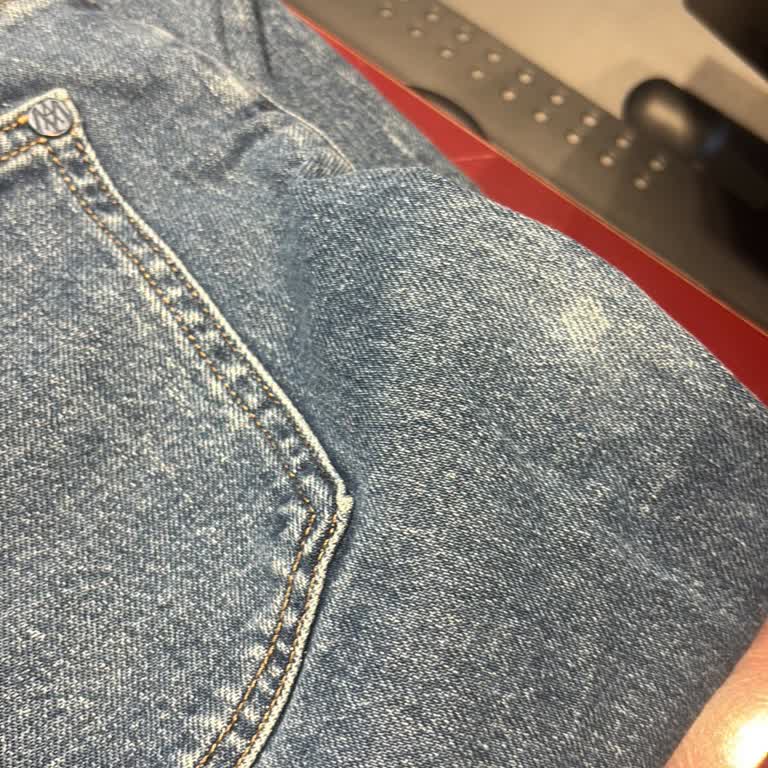 Mavi Mağazasından Klasik Kot Pantolonun Renk Atdığı İçin Ücret İadesi Talebi