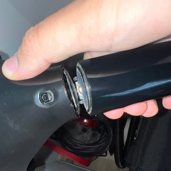 Bissel Koltuk Temizleme Makinesinin Kırılan Bağlantı Parçası İçin Yedek Parça Talebi