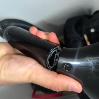 Bissel Koltuk Temizleme Makinesinin Kırılan Bağlantı Parçası İçin Yedek Parça Talebi