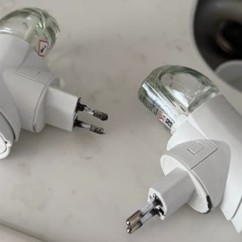 Air Wick Elektrikli Oda Kokusu Prizleri Eritti, Yangın Tehdidi Oluşturdu