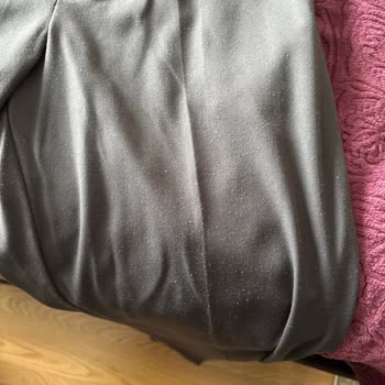 Zara Jogger Pantolonlarda Hızlı Tüylenme Ve Renk Solması, Müşteri Hizmetlerine Ulaşılamıyor