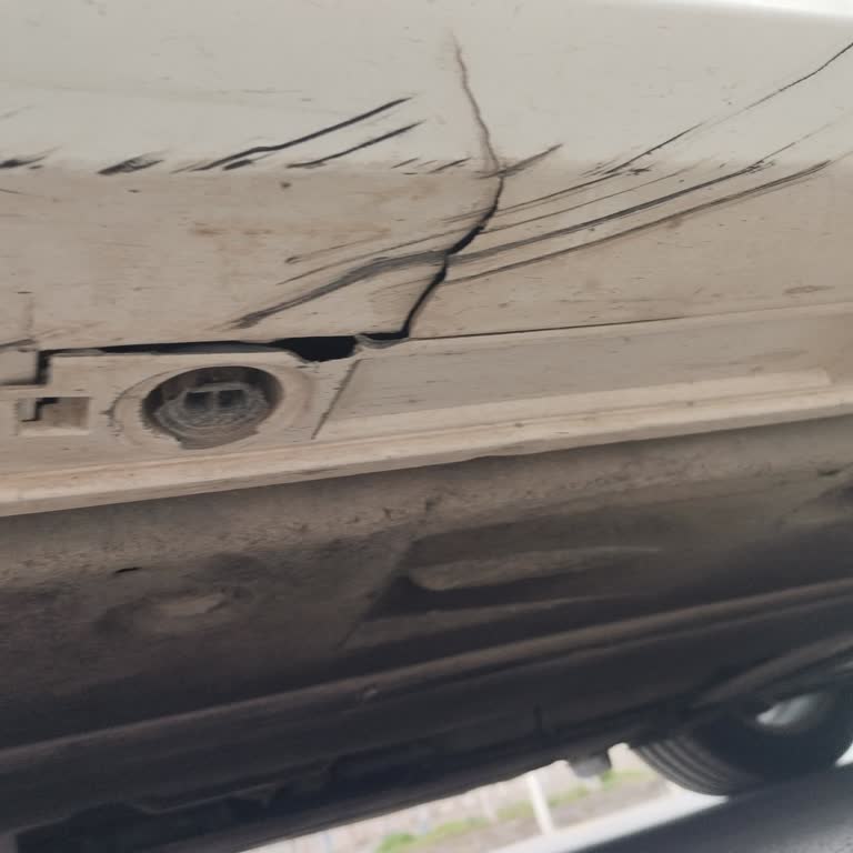 Kahramanmaraş Dulkadiroğlu Tüvtürk Muayenesinde Araç Hasarı Ve Sorumluluk Reddi