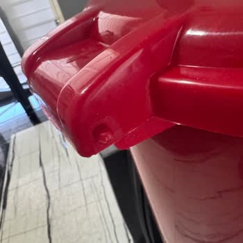 Epttavm’de Kırık Çöp Kovası Teslim Edildi, İade Talebi Reddi