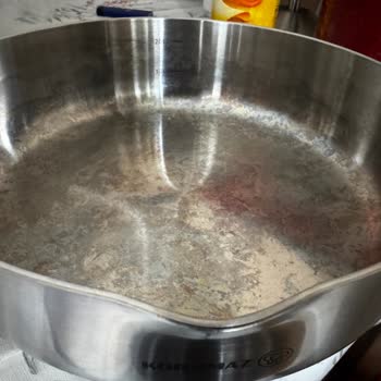 Korkmaz Çelik Tencere Setinde İlk Kullanımda Renklenme Ve Leke Sorunu