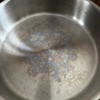 Korkmaz Çelik Tencere Setinde İlk Kullanımda Renklenme Ve Leke Sorunu