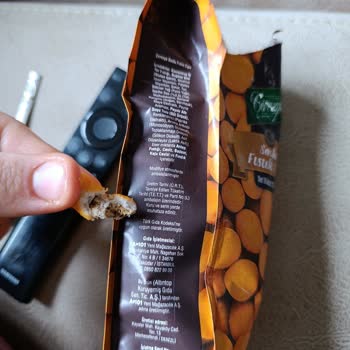 Kapalı Pakette Kurtlanmış Fıstık: Hijyen Ve Sağlık Riski