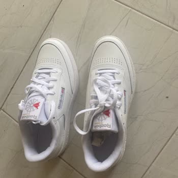 Reebok'ta Eksik Sol Ayakkabı Hatası, Acil Çözüm Ve İade Talebi