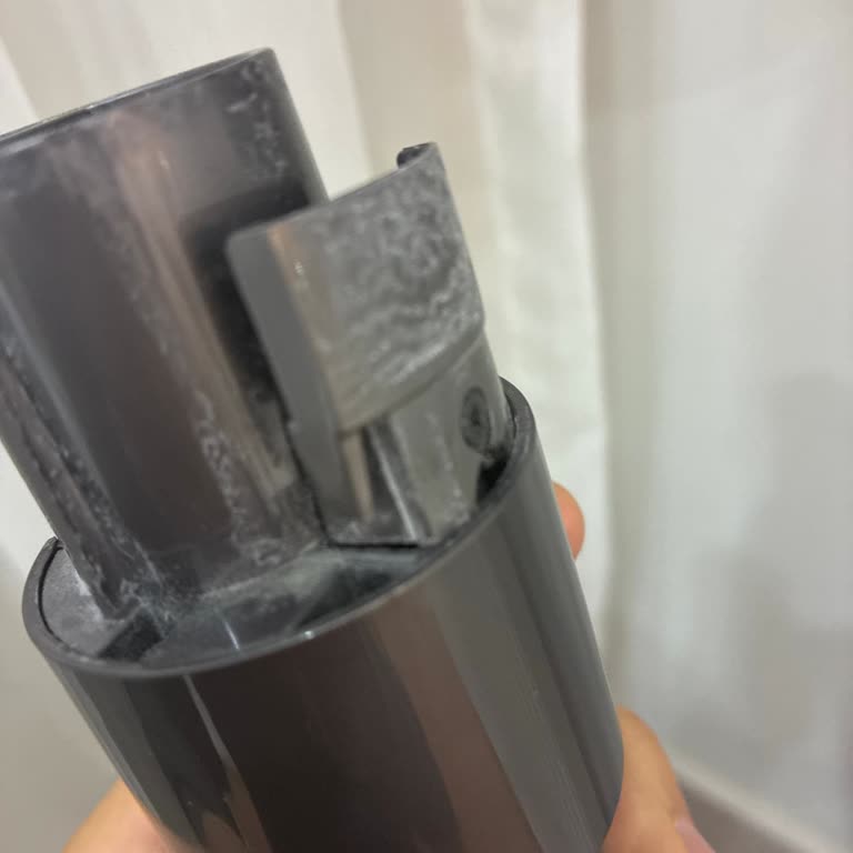 Dyson V15 Detect Süpürge Parça Arızası Ve Garanti Reddi