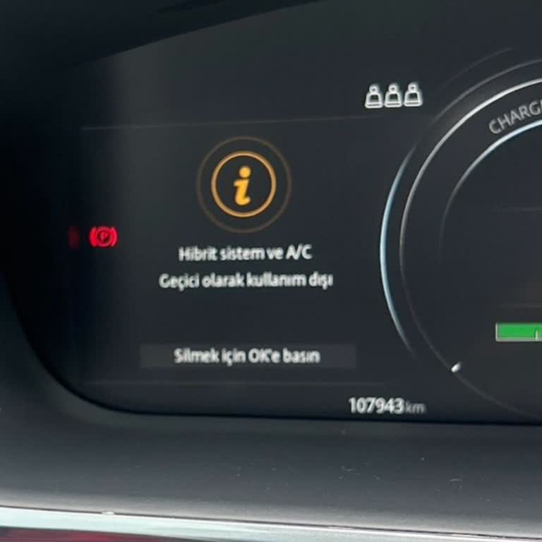 Jaguar I-Pace Aracımda Sürekli Arıza, İkame Araç Beklemede Ve Servisin Kaba Tutumu