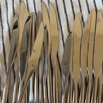 Jumbo 5900 Infinity Çatal Bıçak Setinin İlk Kullanımda Paslanması Ve Garanti Reddi