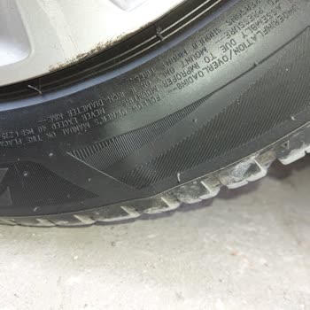 Balon Yapan Bridgestone Lastik İçin Ücretsiz Değişim Talebi