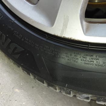 Balon Yapan Bridgestone Lastik İçin Ücretsiz Değişim Talebi