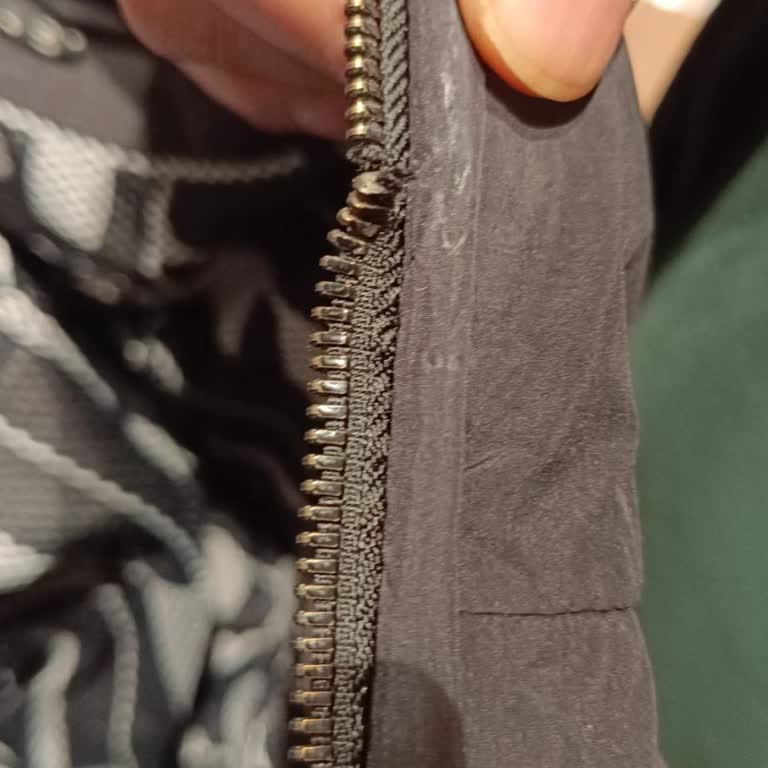 Fermuar Arızalı Cekette Mağaza Destek Vermemesi