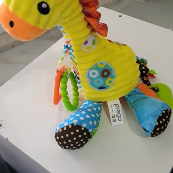 Prego Zürafa Larry Oyuncağının Dikişi Çöktü, Güvenlik Sorunu