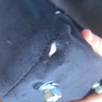 Metal Parça Hatası Ve Servis Sonrası Kumaş Yırtıkları İçin Oturak Değişimi Talebi