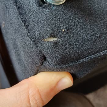 Metal Parça Hatası Ve Servis Sonrası Kumaş Yırtıkları İçin Oturak Değişimi Talebi