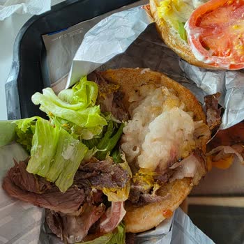 Arby's’da 375 TL’ye Et Yerine Yağ Sunulması Ve Müşteri yanıltması