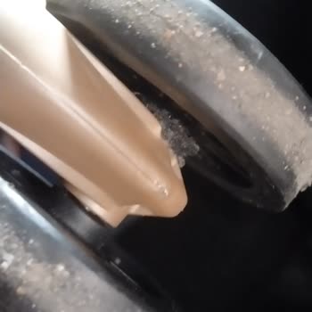 Defolu Valiz: Çalışmayan Tekerlek Ve Fermuar, Garanti Kapsamında Değişim Talebi