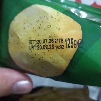 Lay’s Yoğurt Ve Mevsim Yeşillikleri Cipsinde Böcek Benzeri Yabancı Madde Bulundu