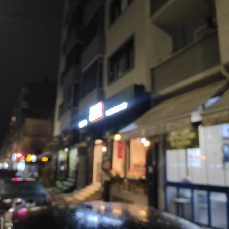 Şube Çalışanlarının İlgisizliği Ve 50 Dakikalık Pizza Bekletmesi