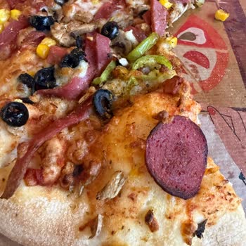 Üç Orta Boy Bol Bol Pizza’da Malzeme Yok, 735 TL İadesi Talebi