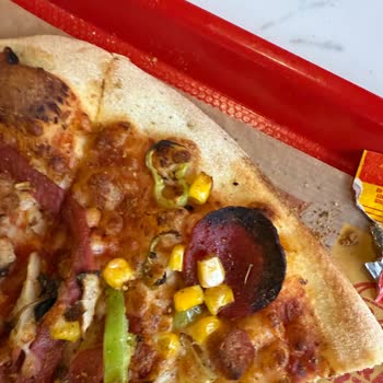 Üç Orta Boy Bol Bol Pizza’da Malzeme Yok, 735 TL İadesi Talebi