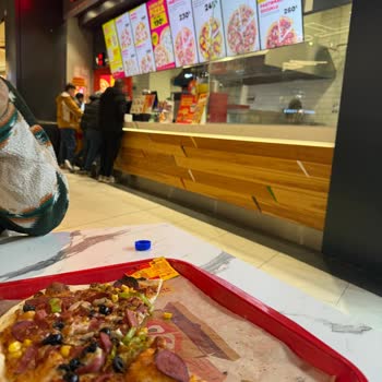 Üç Orta Boy Bol Bol Pizza’da Malzeme Yok, 735 TL İadesi Talebi