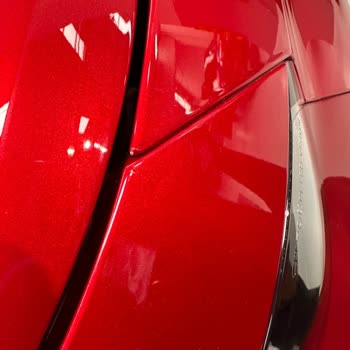 Teşhir Aracının Çizik Ve Boya Kusurları Açıklanmadı