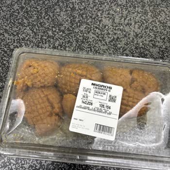 Kalburabastı Tatlısı Dağılmış Ve Tadı Bozulmuş, Canlı Destekten İade Talebi Ve Yanıt Alınamıyor