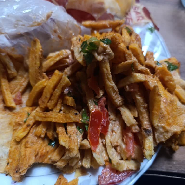 Mogaf Esenyurt’tan Gelen Dürümlerde Tavuk Eksikliği Ve İade Reddi