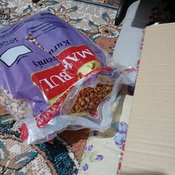 Açık Poşetler, Tozlu Ve Çiğ Fıstık, Şikayetime Cevap Gelmemesi